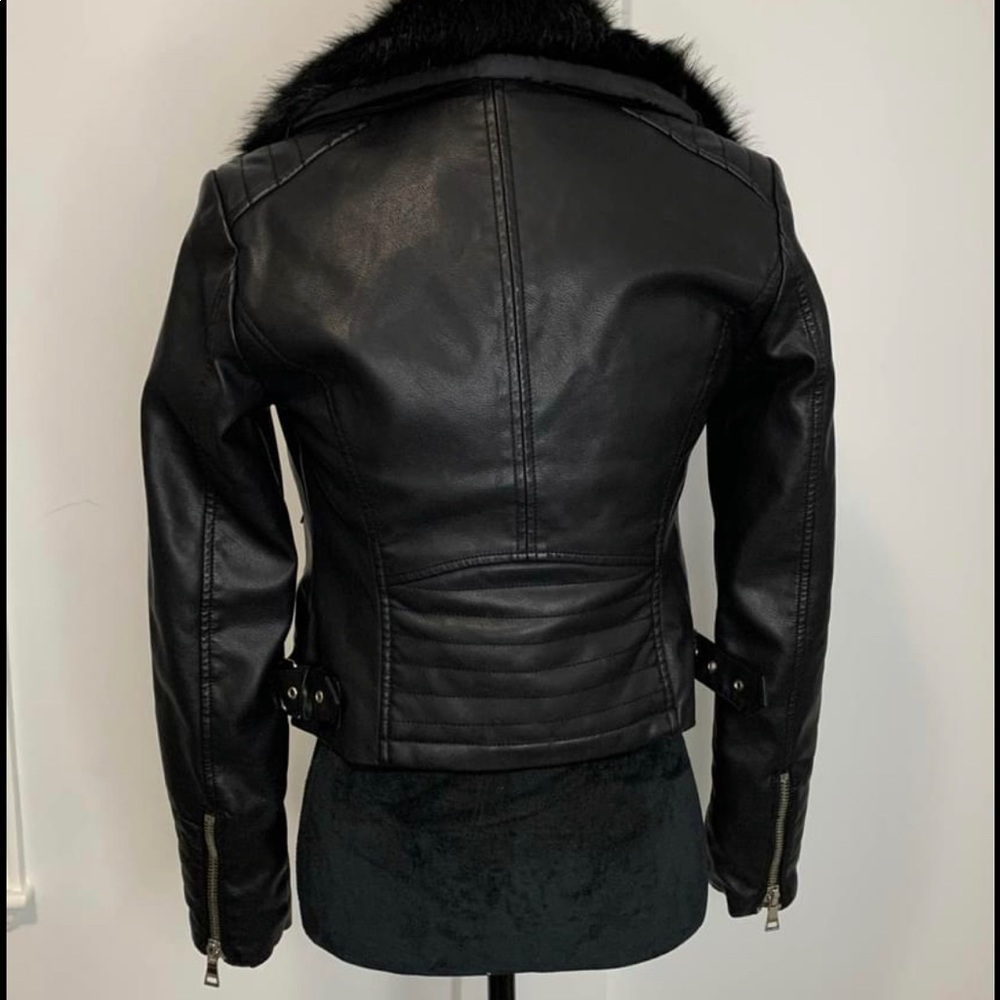 Leather jacket - Picture 4 of 4